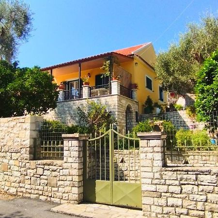 Fountana Villa Raxi מראה חיצוני תמונה