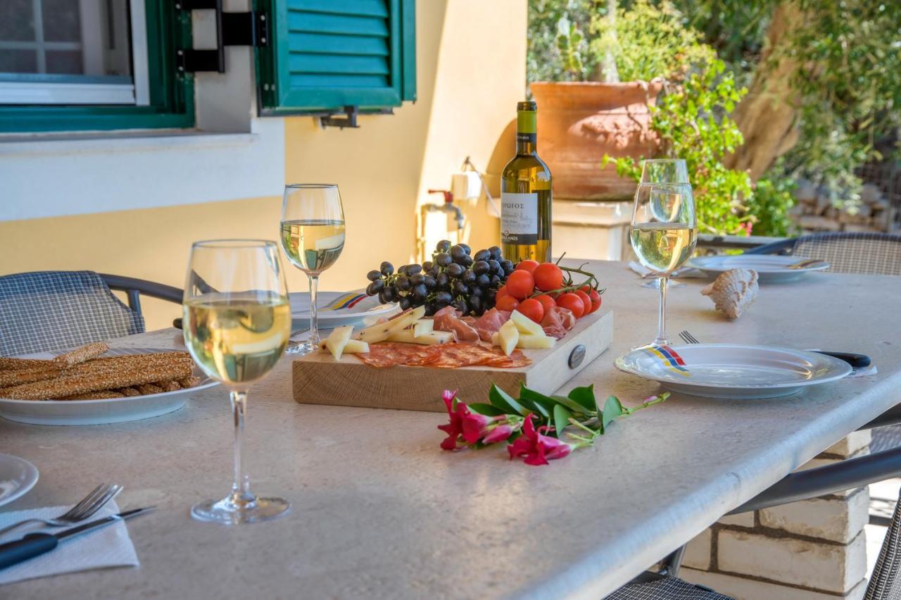 Fountana Villa Raxi מראה חיצוני תמונה